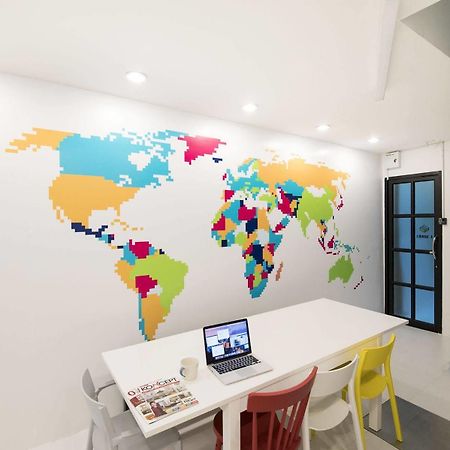Pixellar Hostel Bangkok Dış mekan fotoğraf