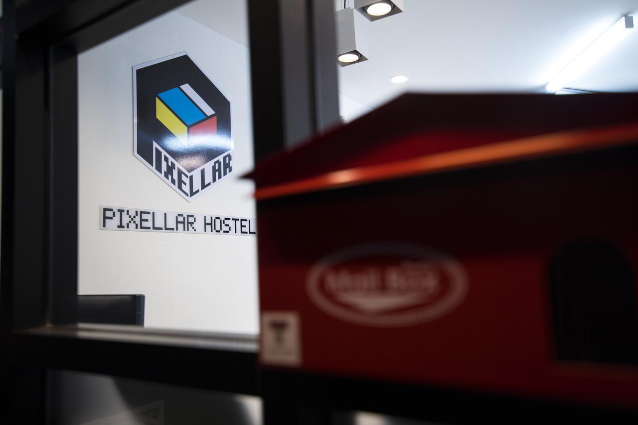 Pixellar Hostel Bangkok Dış mekan fotoğraf