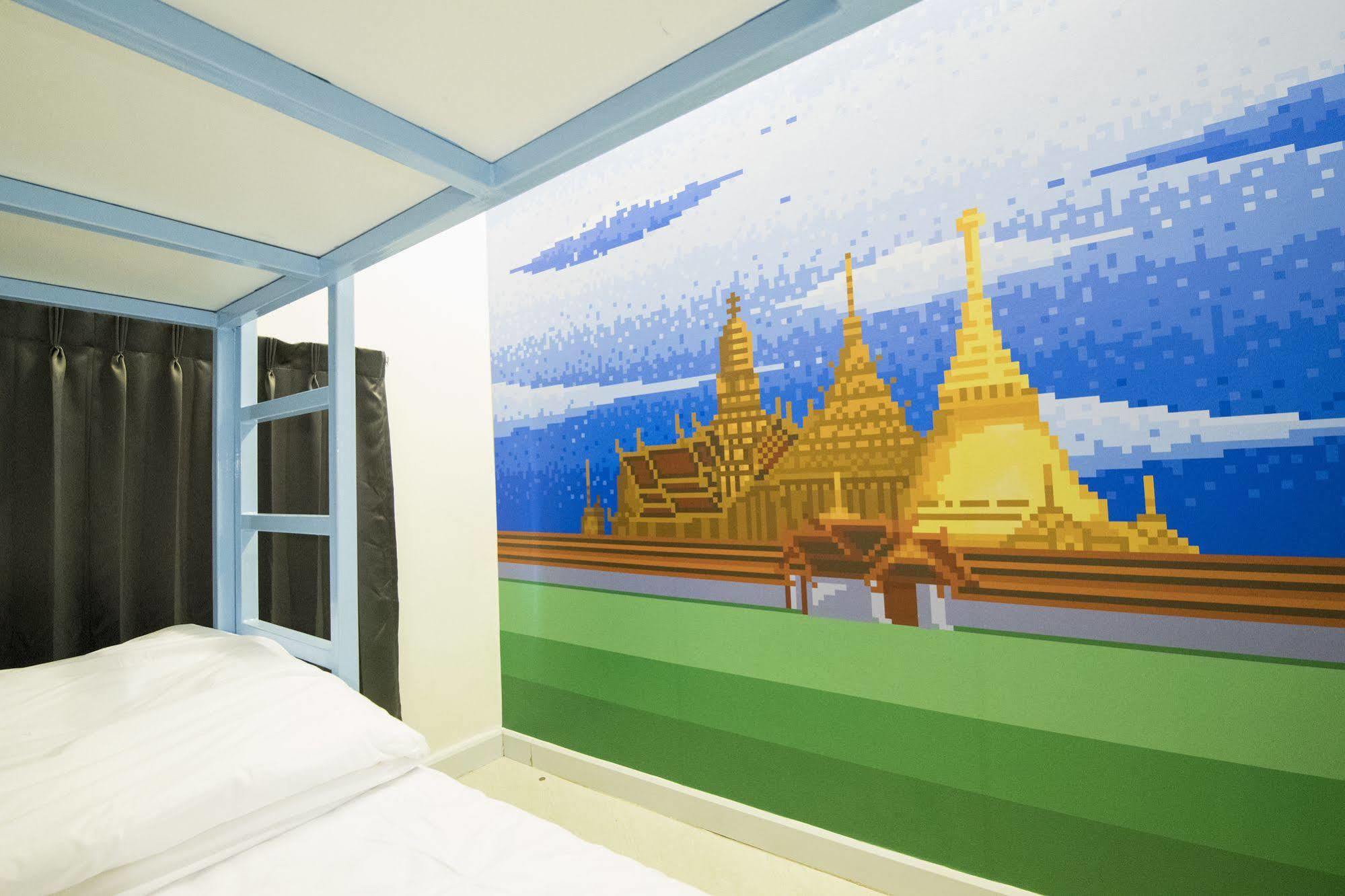 Pixellar Hostel Bangkok Dış mekan fotoğraf