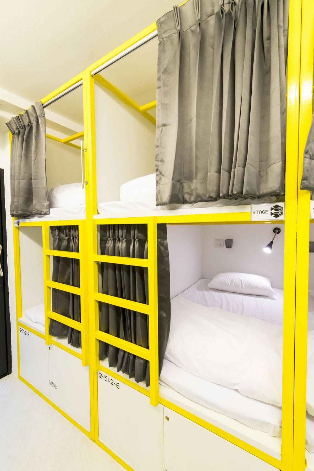 Pixellar Hostel Bangkok Dış mekan fotoğraf
